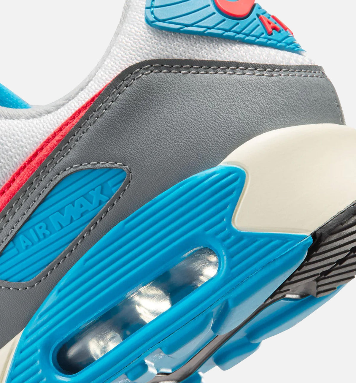 Nike Air Max III Men's Lifestyle Shoe - Cool Grey / Infrared 23